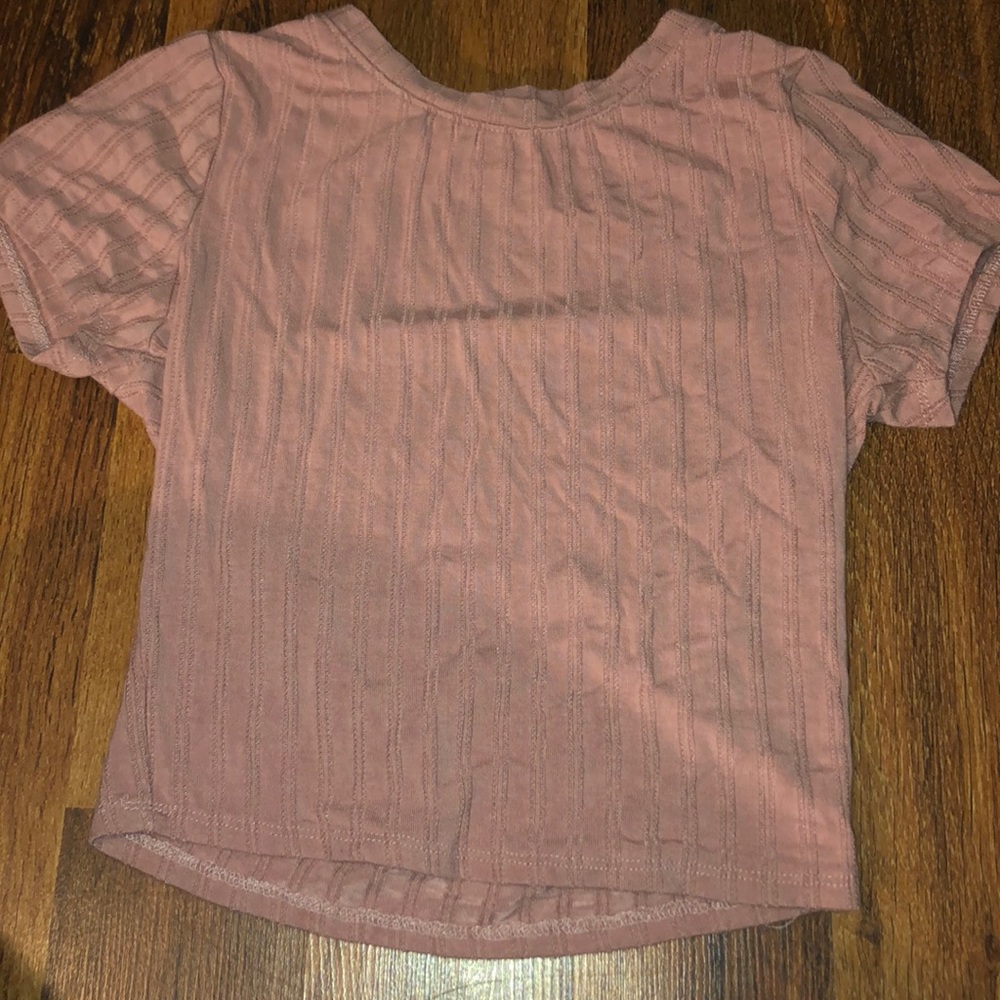 pink crop top
